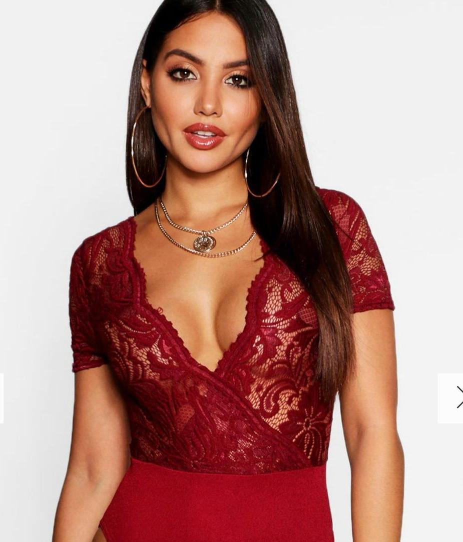 Body cache-coeur en dentelle manches courtes