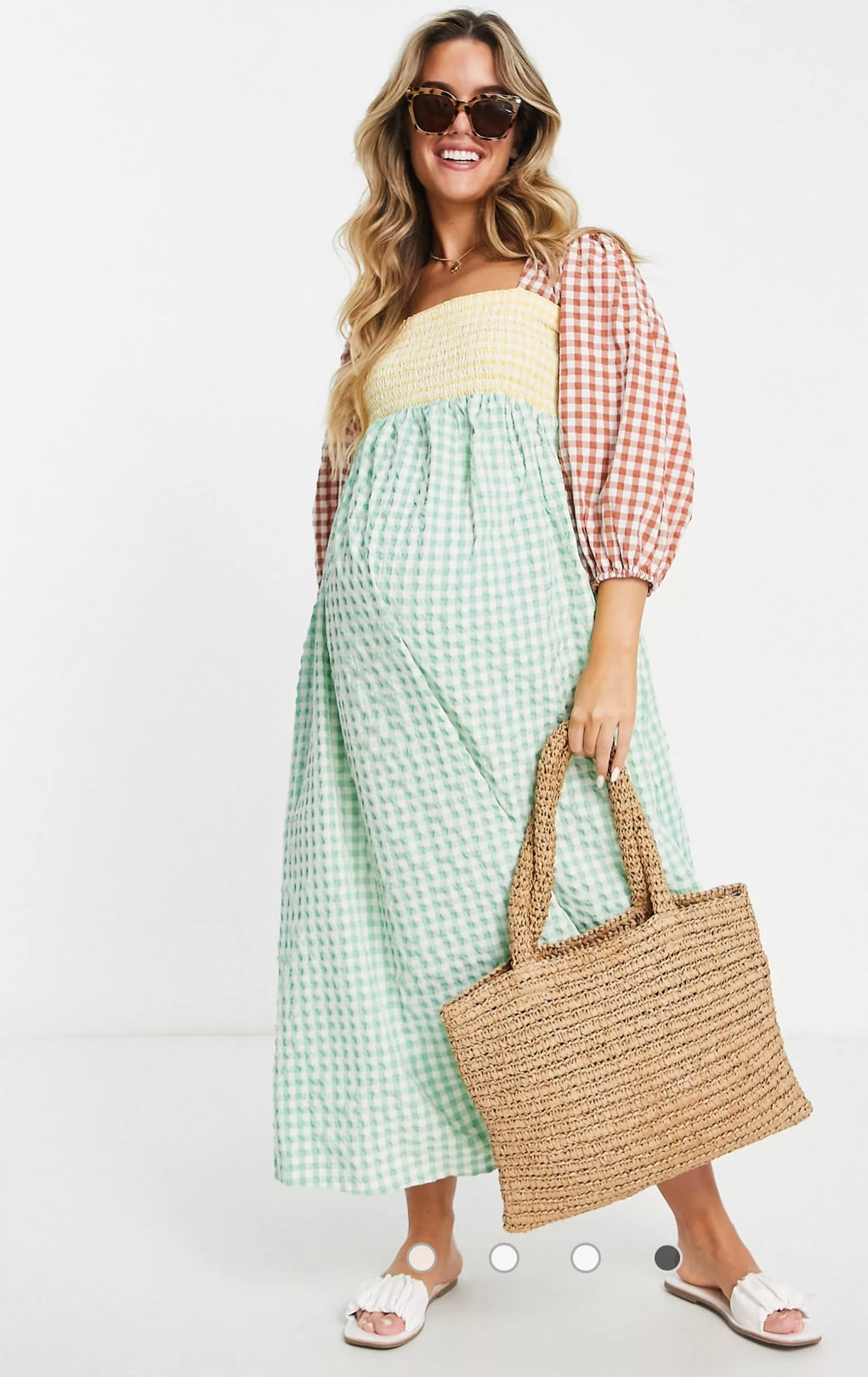 Robe maternité froncée mi-longue à carreaux vichy