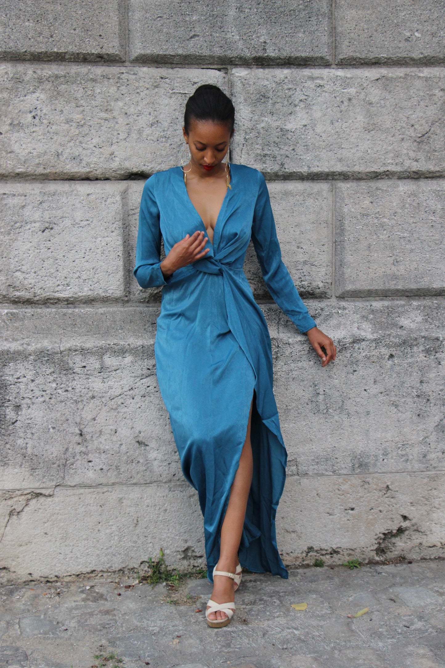Robe longue décolleté plongeant