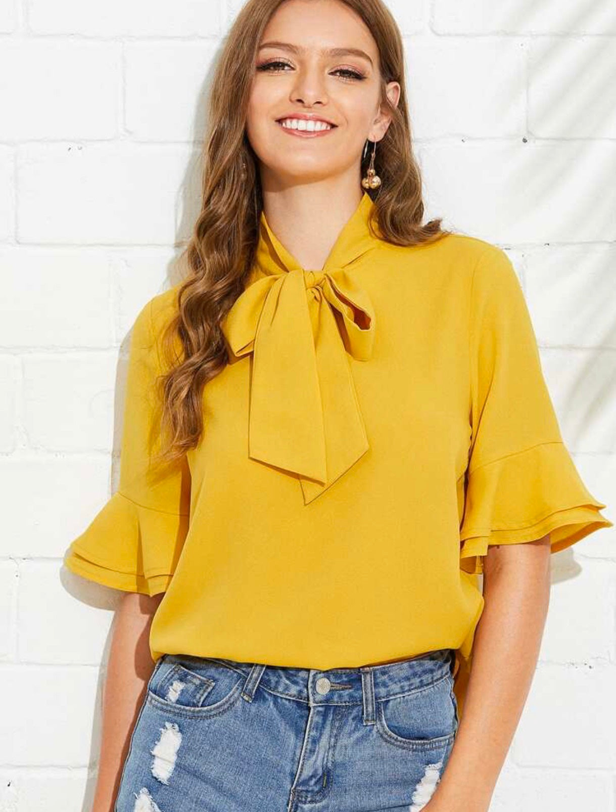 Blouse à manche cloche avec noeud