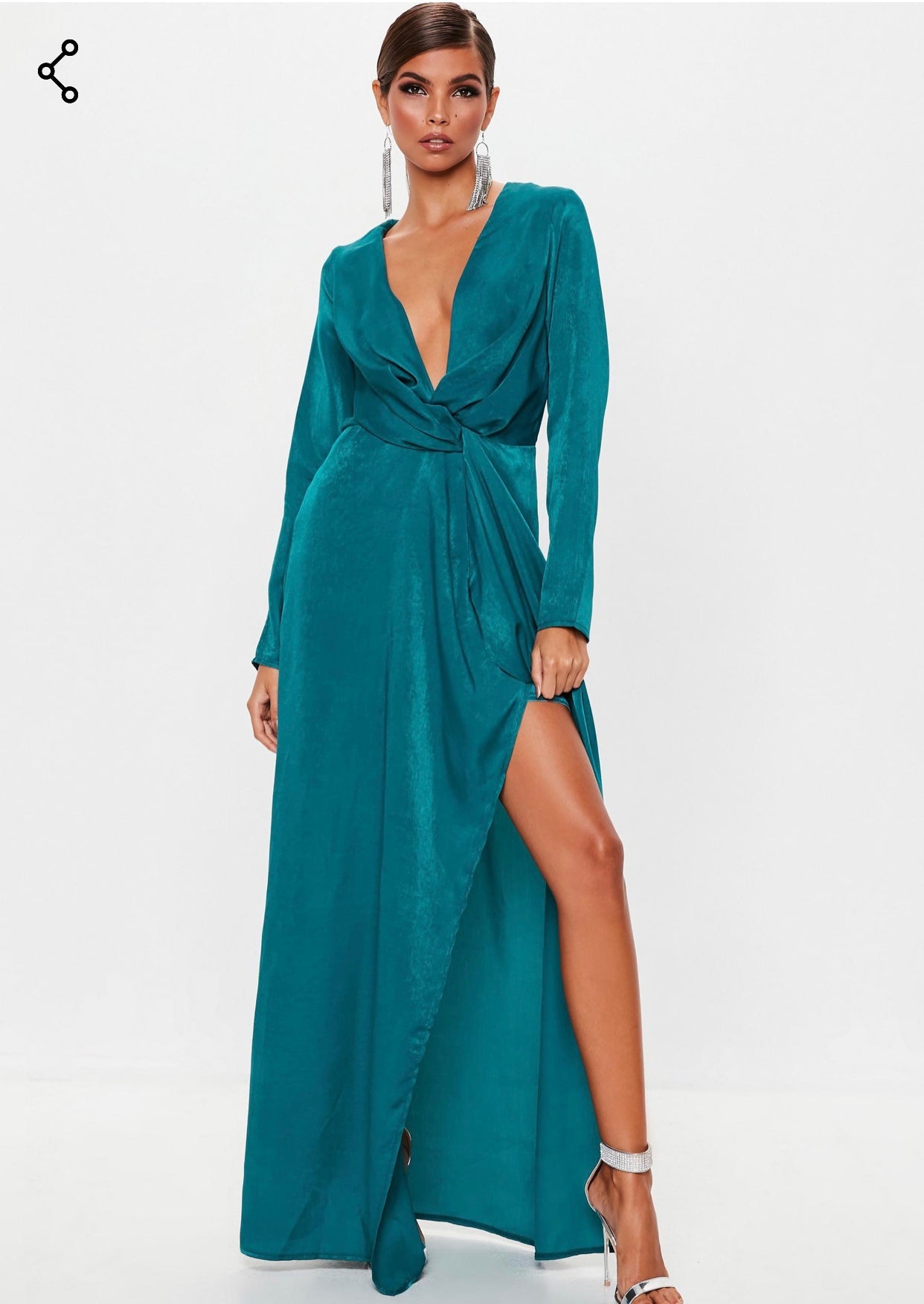 Robe longue décolleté plongeant