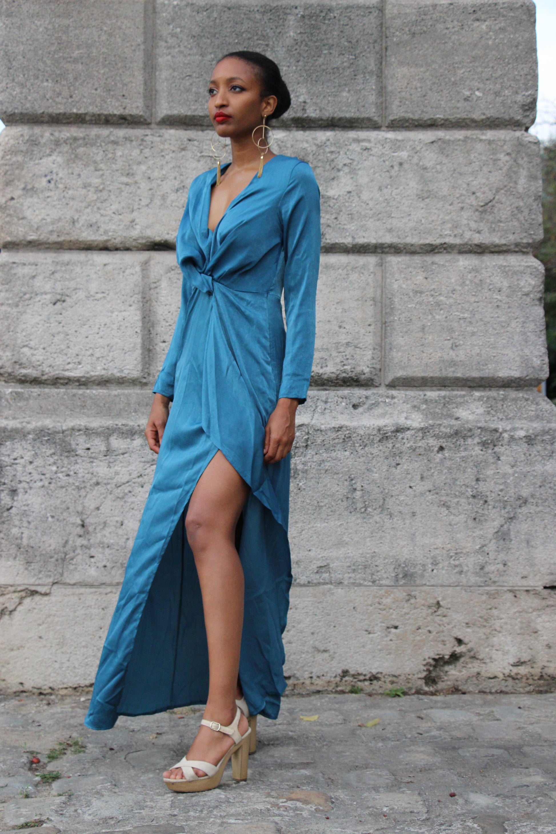 Robe longue décolleté plongeant - Main Image