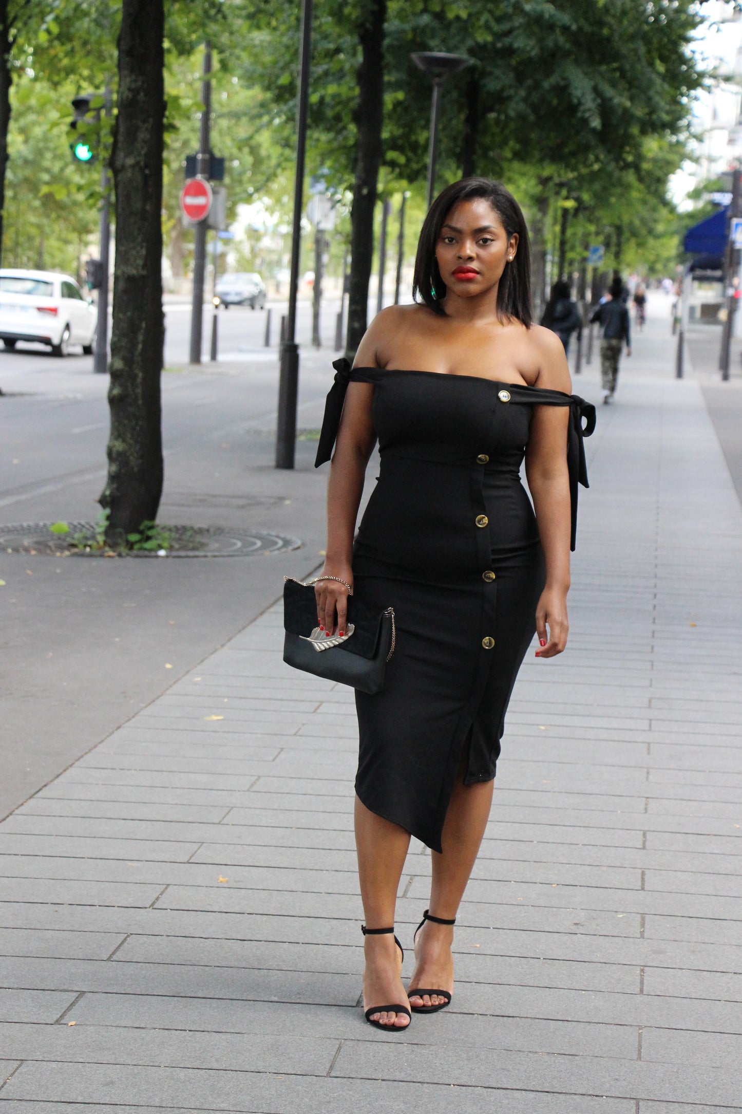 Robe midi manches à nouer